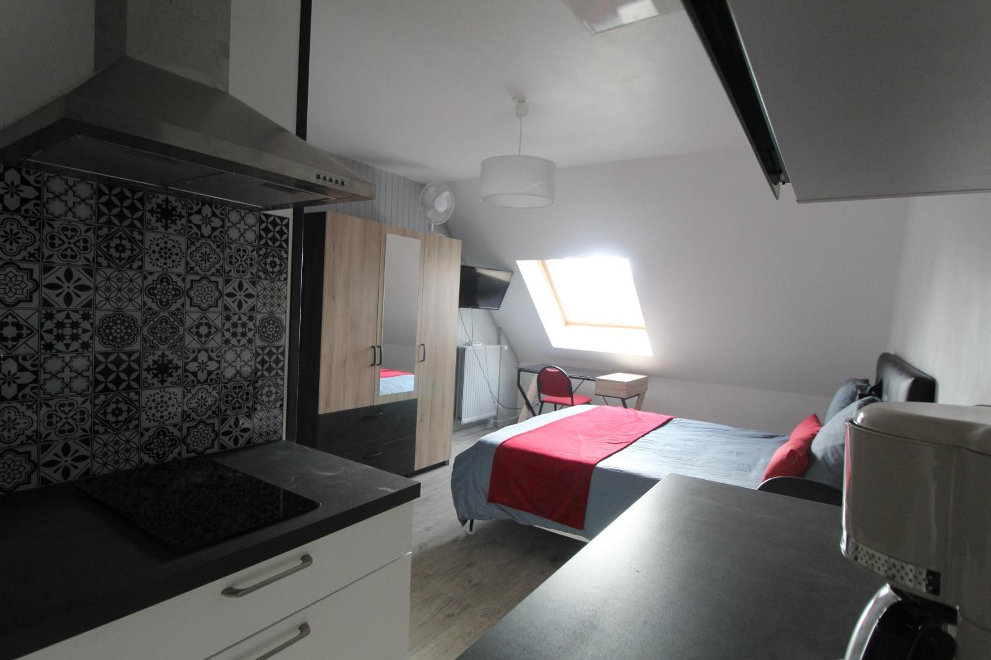 Studio Ouest Cuisine Prive Proche Centre Ville Loudéac Eksteriør billede